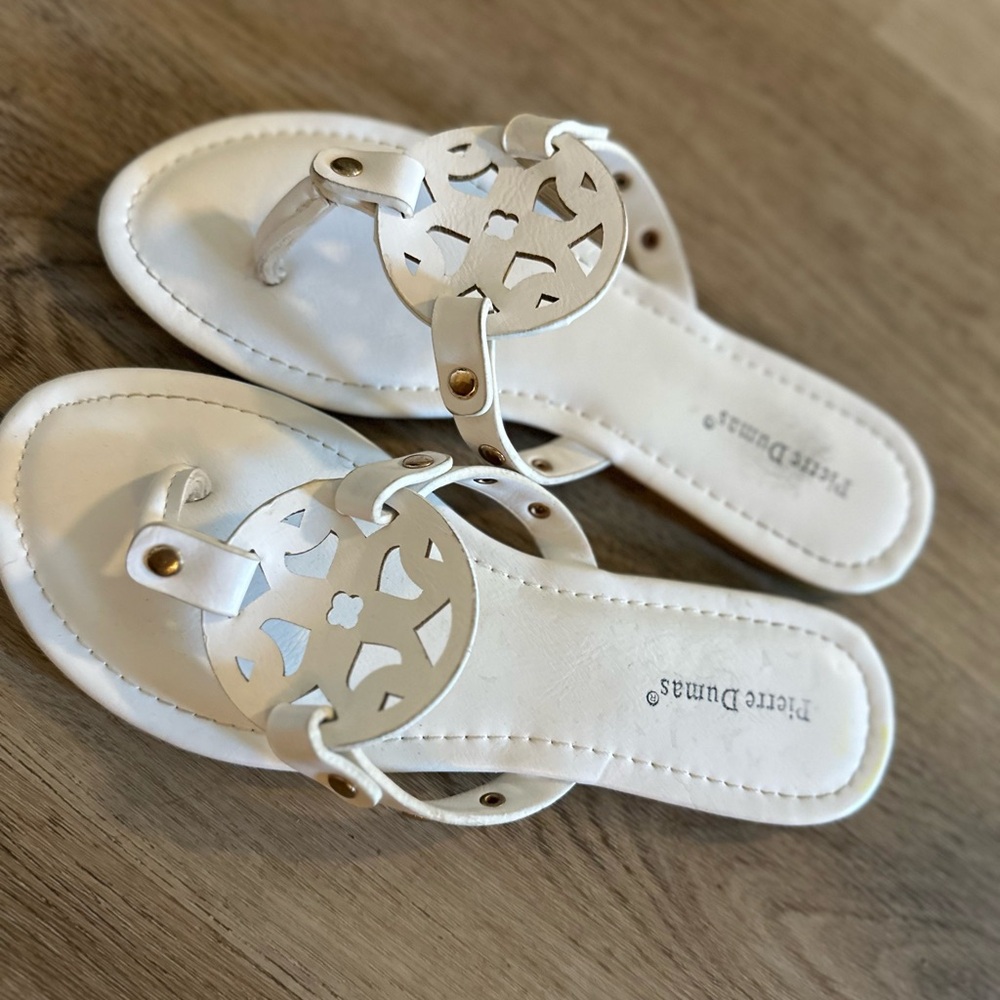 Pierre Dumas White Open-Toed Sandals with Intricate Cut-Out Design